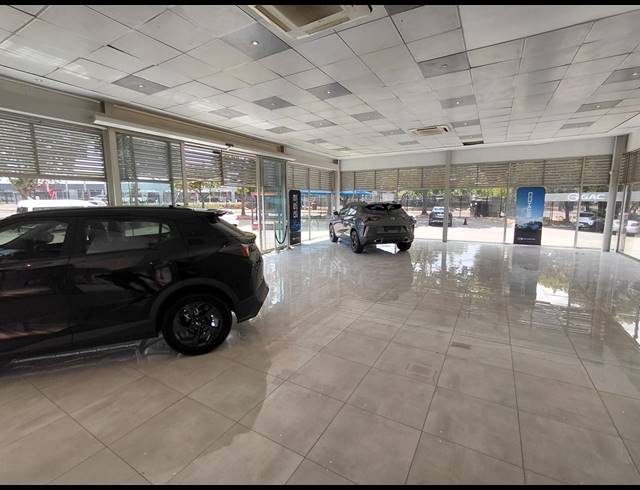 5,599M² OFFICE TO LET IN RANDJESPARK